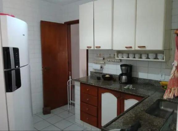 Apartamento Charmoso Em Frente A Praia Em Cabo Frio Bagian luar foto